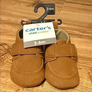 NWT Carter’s sz 3-6 mo. Brown Velcro strap boys shoes
